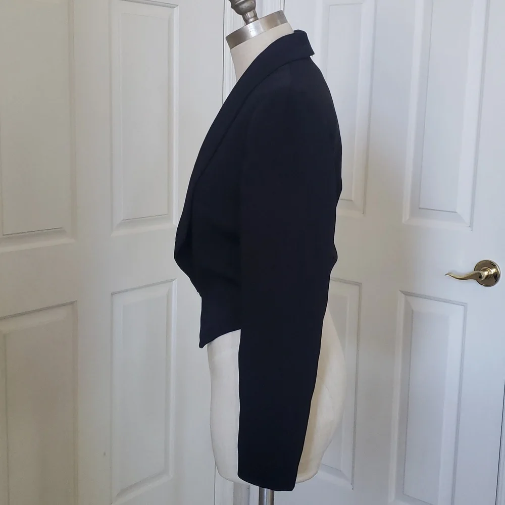 H&M Black Cropped Tuxedo Blazer Jacket Size 4 Structured